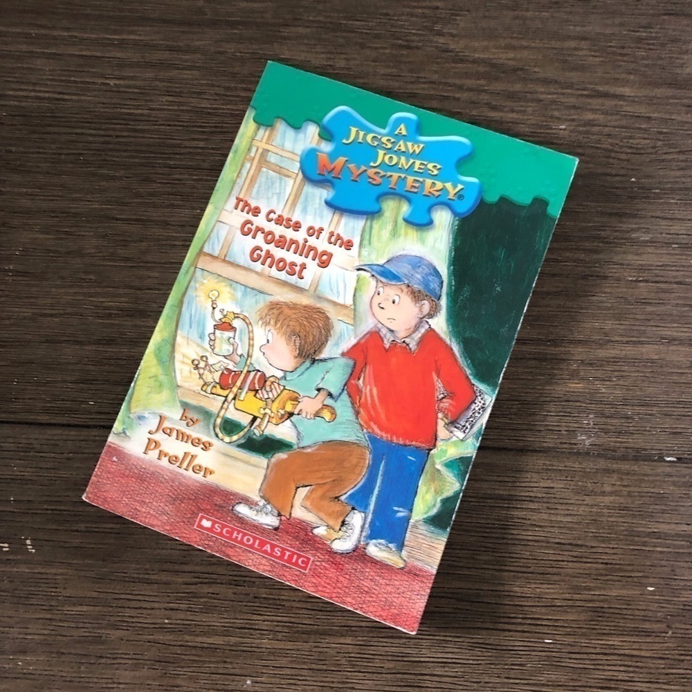 A Jigsaw Jones Mystery: The Case of the Groaning Ghost by: James Preller